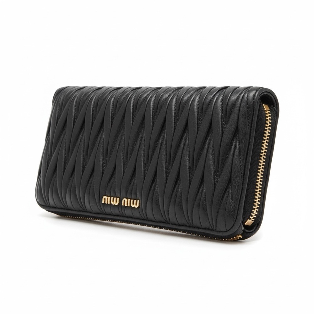 Miu Miu
 Black Matelasse Leather Zip Around Wallet - Picture 3 of 14